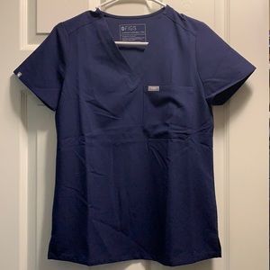 Catarina One-Pocket Scrub Top